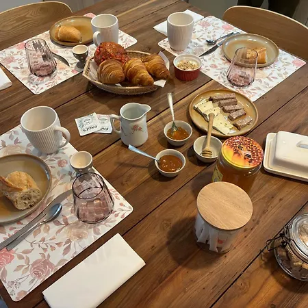 En Si Bon Chemin - D'etape Chemin 70 *